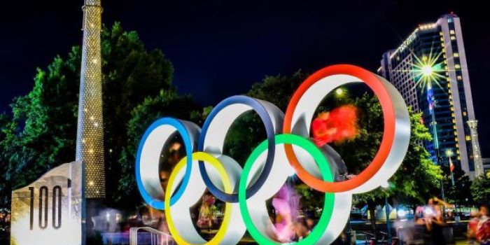 olympic-rings-centennial-park-atlanta-photo-by-matthew-conde-condematt
